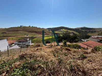 Ambiente do lote à venda no Paraíso, em Ponte Nova/MG.