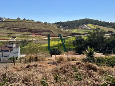 Ambiente do lote à venda no Paraíso, em Ponte Nova/MG.